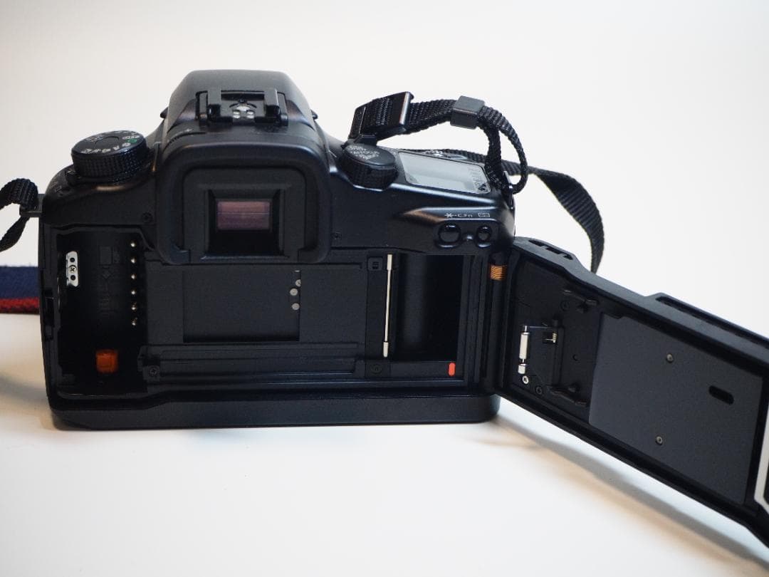 Canon EOS 7 一眼レフフィルムカメラ おまけ有り