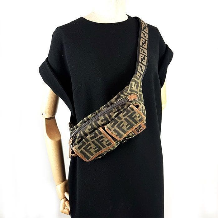 フェンディ FENDI ボディバッグ ウエストポーチ ズッカ柄 ロゴ ミニサイズ