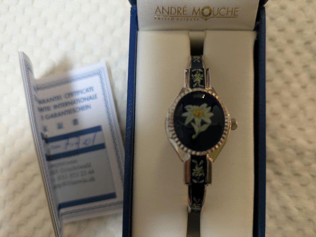 アンドレムッシュ　時計　新品