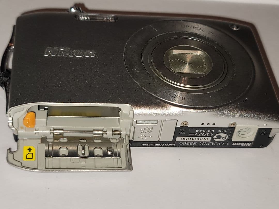 本体のみ⭐ジャンク品⭐Nikon COOLPIX S3300