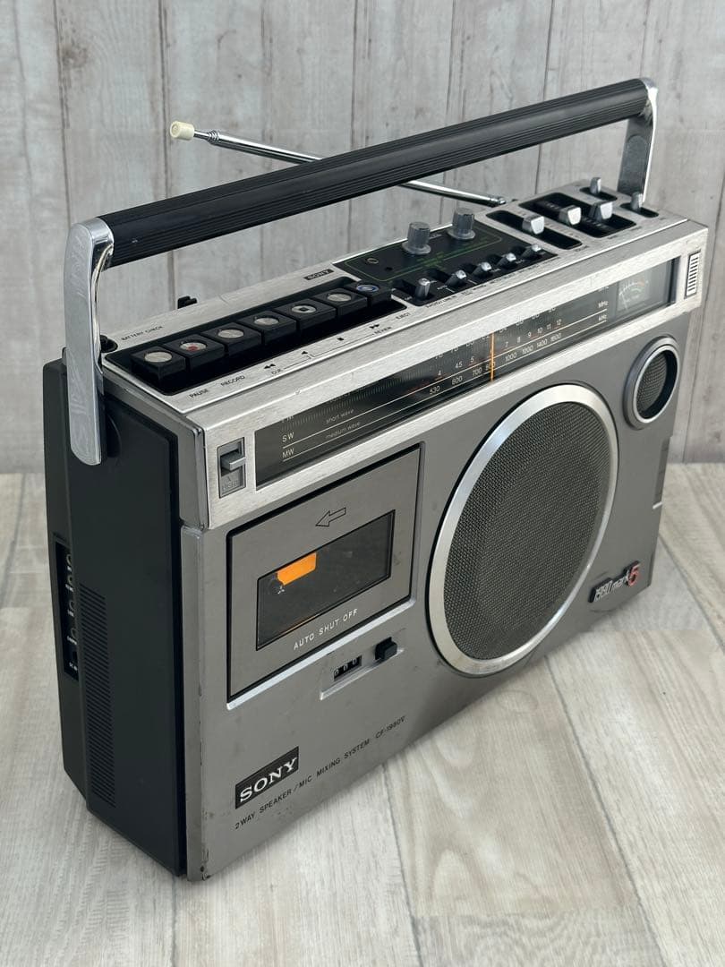 昭和の名機SONY ラジカセ　CF-1980V レア ラジオカセット 動作品