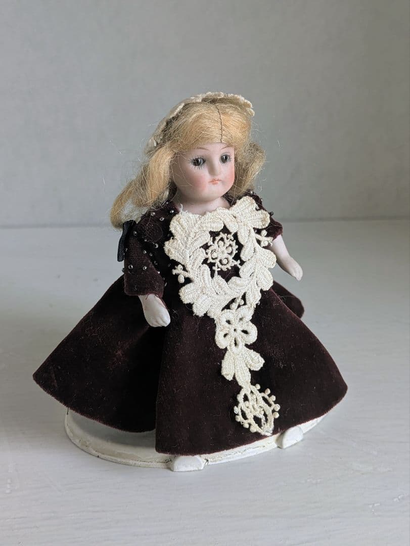 ミニョネット　ドイツ　アンティーク　ビスクドール