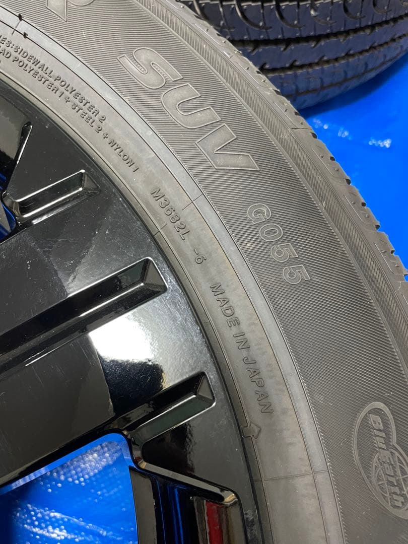 三菱デリカD5 シャモニー タイヤ ホイール【新車外し】1点ずつ出品　（4/4）