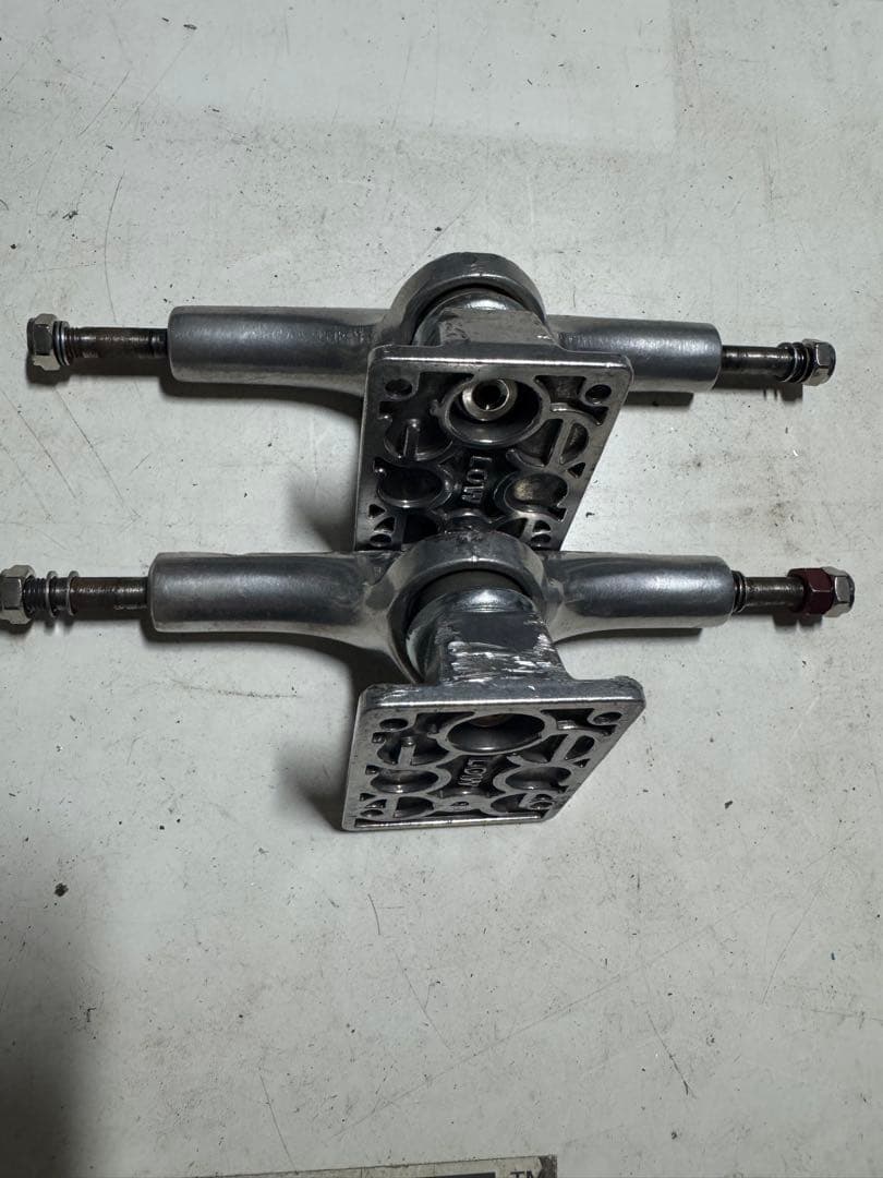 スケートボード ACE TRUCKS AF1 LOW 55 POLISHED