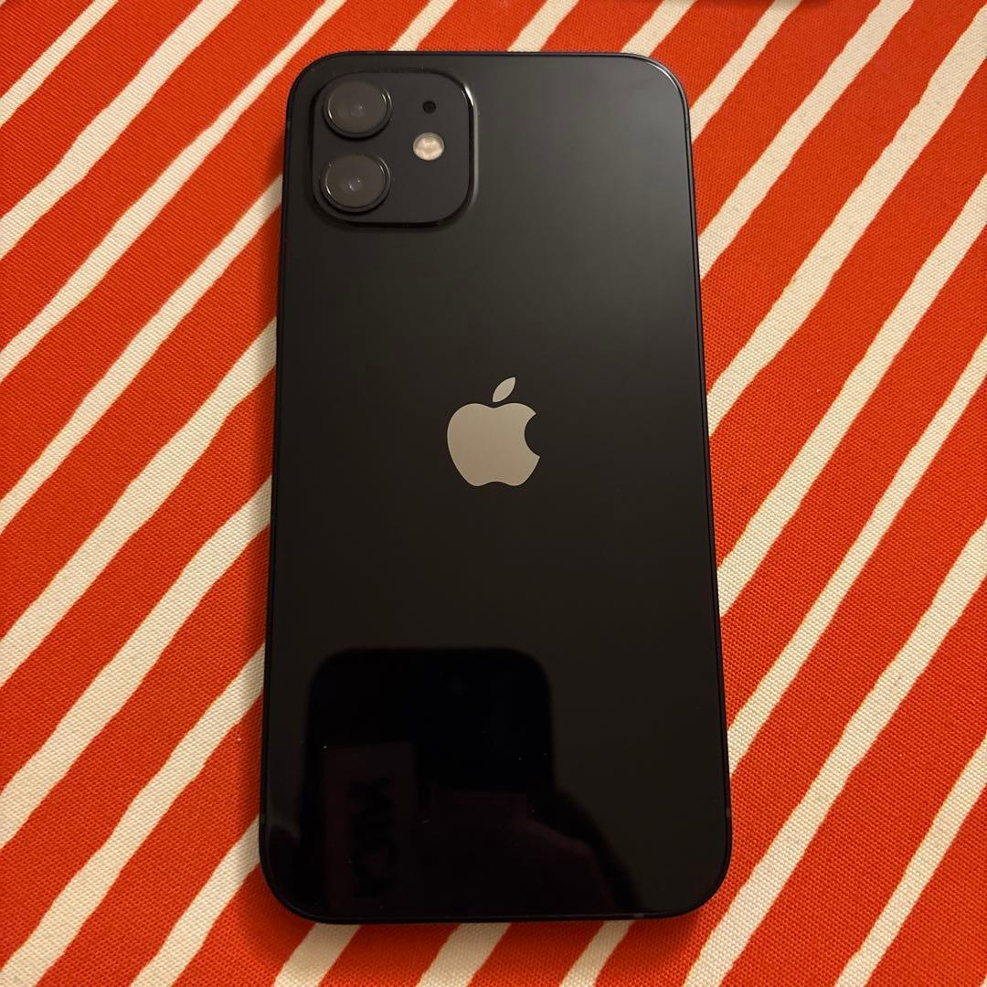 美品！！　iphone12 64GB 本体　黒