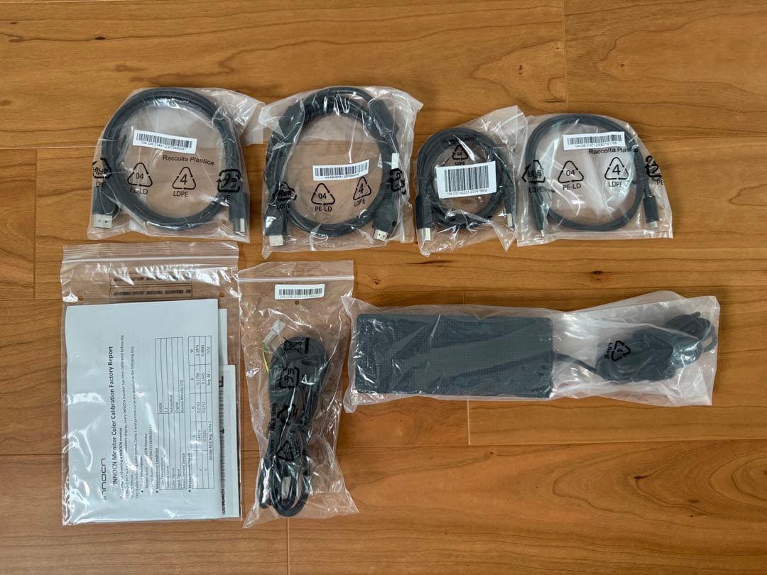 ディスプレイ・モニター本体 innocn 32m2v 4K MiniLED 144Hz HDR1000