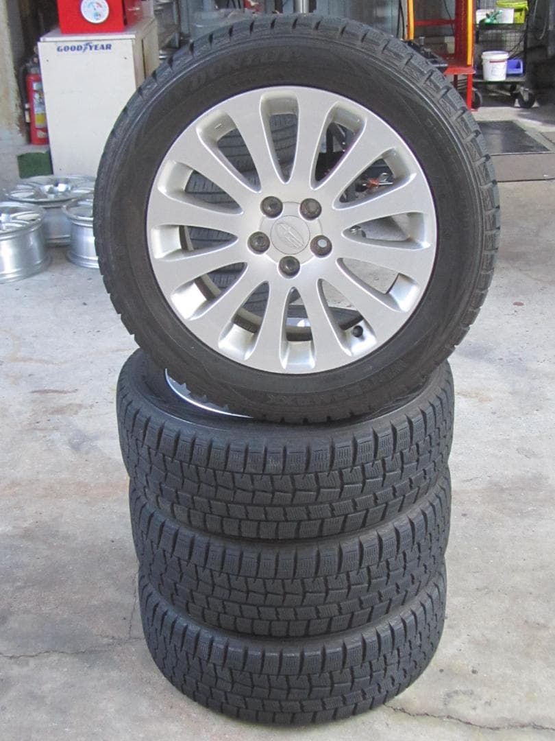 スバル純正　205/55R16　スタッドレス　ダンロップ　インプレッサ　レガシィ