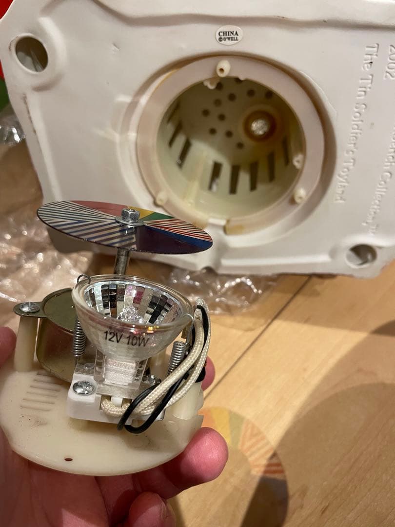 ミニチュア　ドールハウス　ライト　　　　　「おもちゃの国」