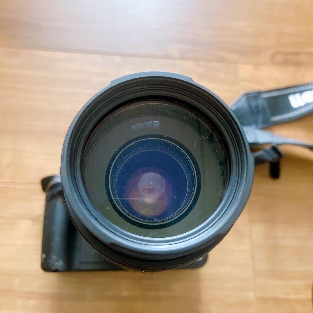 Canon 一眼レフカメラ　EOS kiss デジタルカメラ