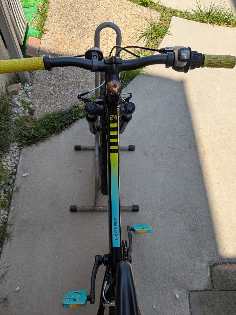 自転車本体 TREK Precaliber 24 8-speed