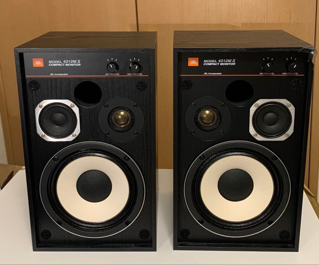 JBL 4312M II 133mm 3ウェイ コンパクトモニター