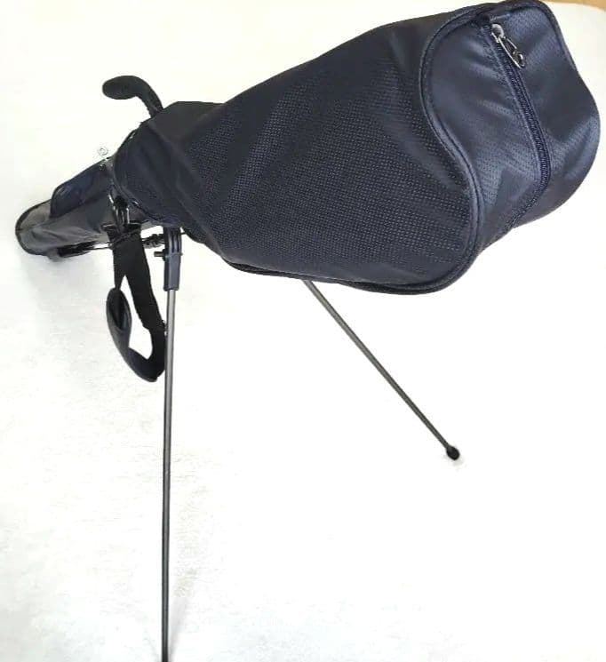 【お値下げ】【美品】【マンシングウェア】セルフスタンド．ゴルフクラブケース