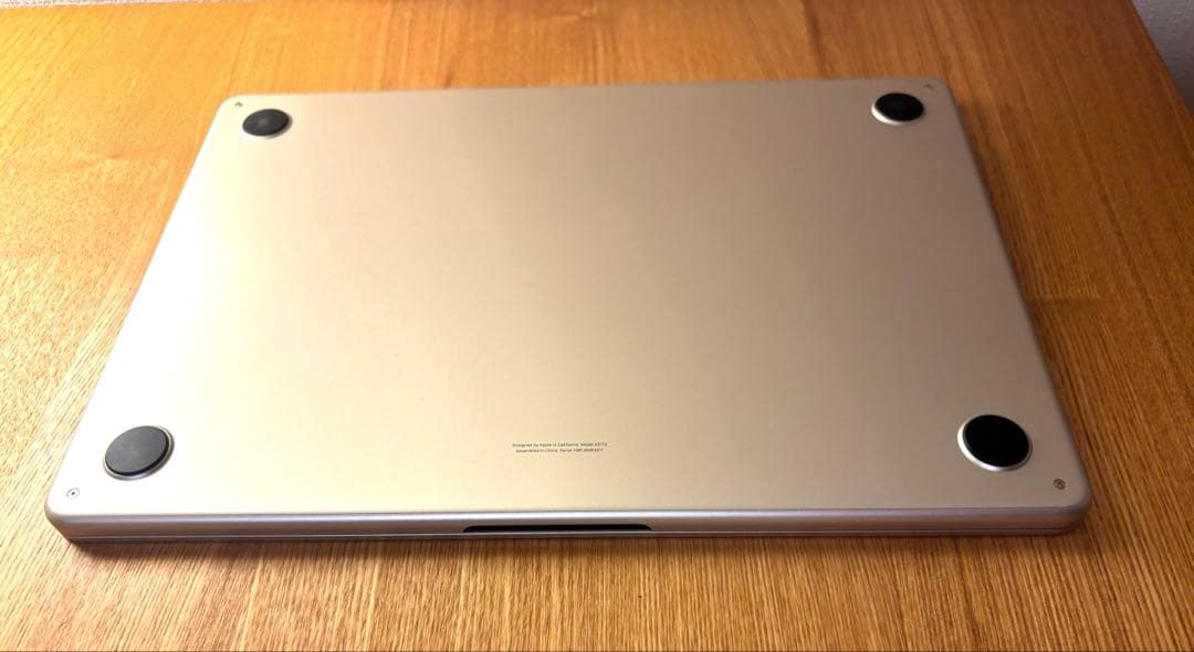 MacBook Air M3 2024 13インチ 256GB 美品 充電10回