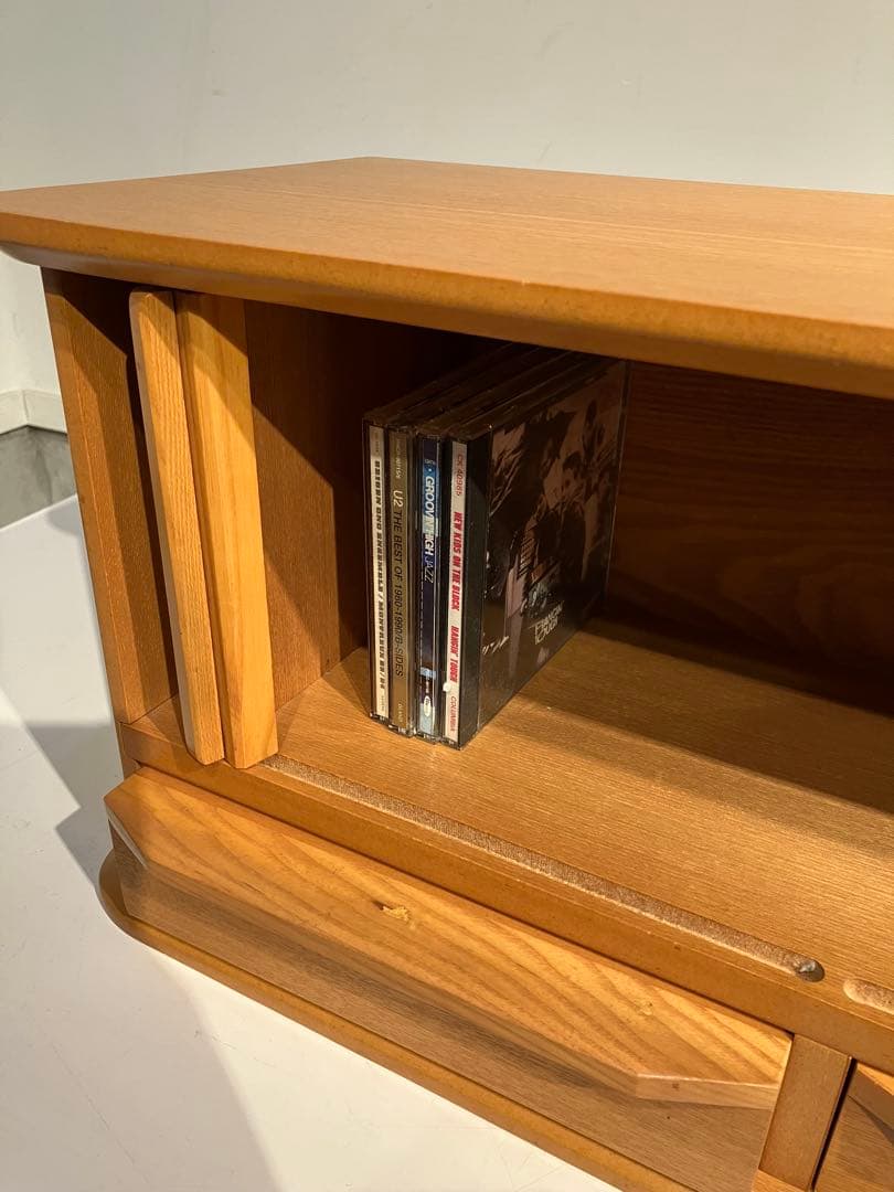 多目的、蛇腹シャッター付き 木製 ラック CDラック、小物入れ、収納棚、レトロ