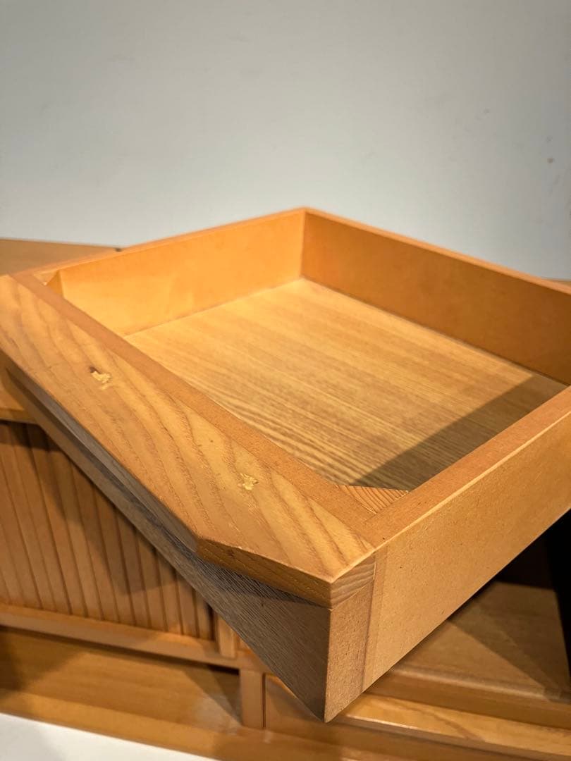 多目的、蛇腹シャッター付き 木製 ラック CDラック、小物入れ、収納棚、レトロ