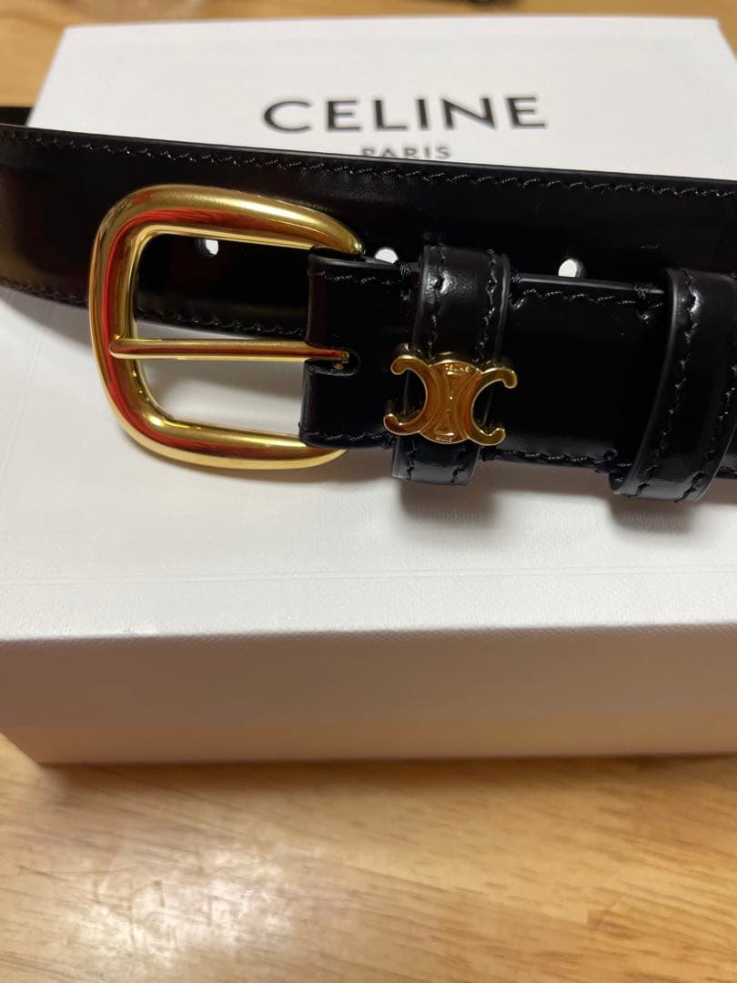 最新作！美品♡°CELINE＊ミディアム25MMヴィヴィエンヌベルト ブラック