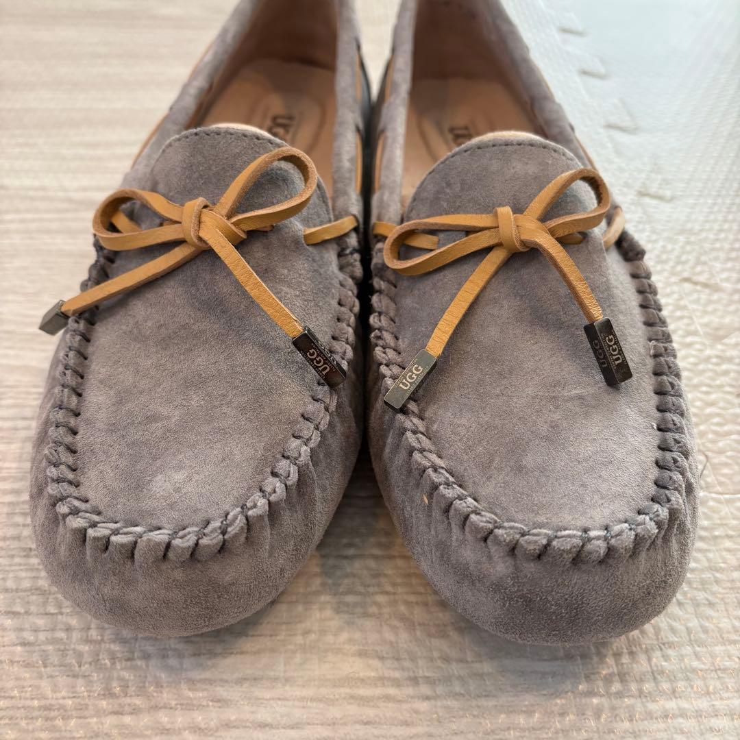 【新品未使用】UGG グレー モカシン サイズ8L