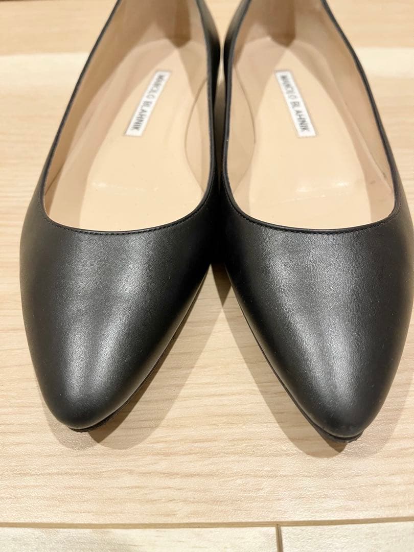 美品MANOLO BLAHNIKマノロブラニク フラットパンプスBLACK黒35