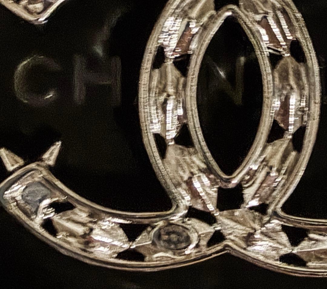 【約14万超】　シャネル　CHANEL ラインストーンブローチ