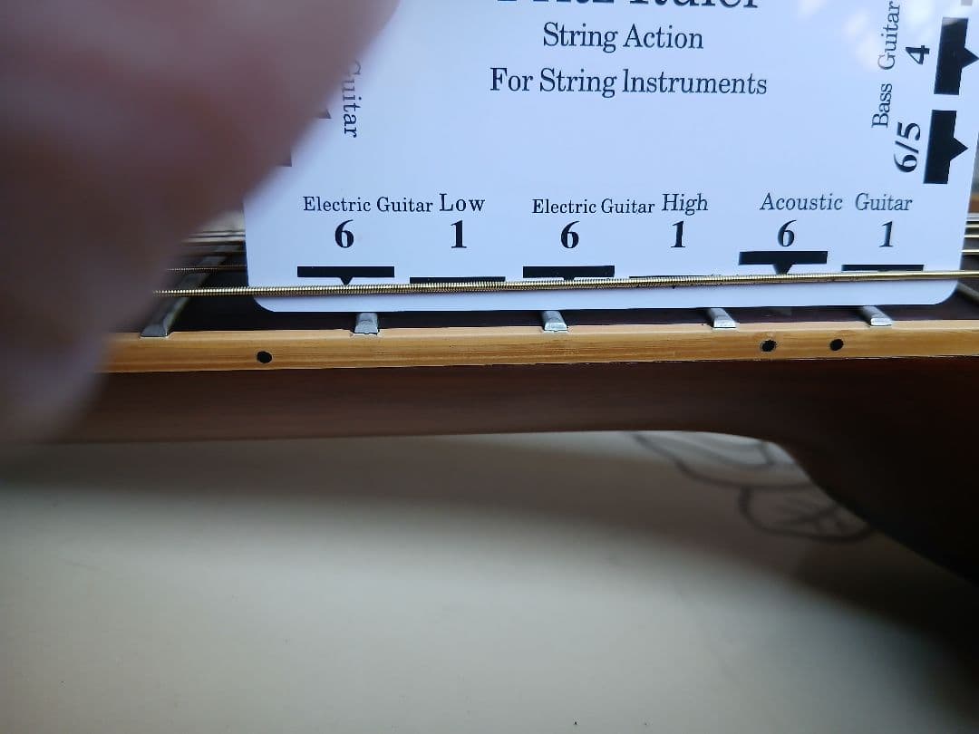 Celebrity by Ovation CC57 (エレアコ、ケース付)