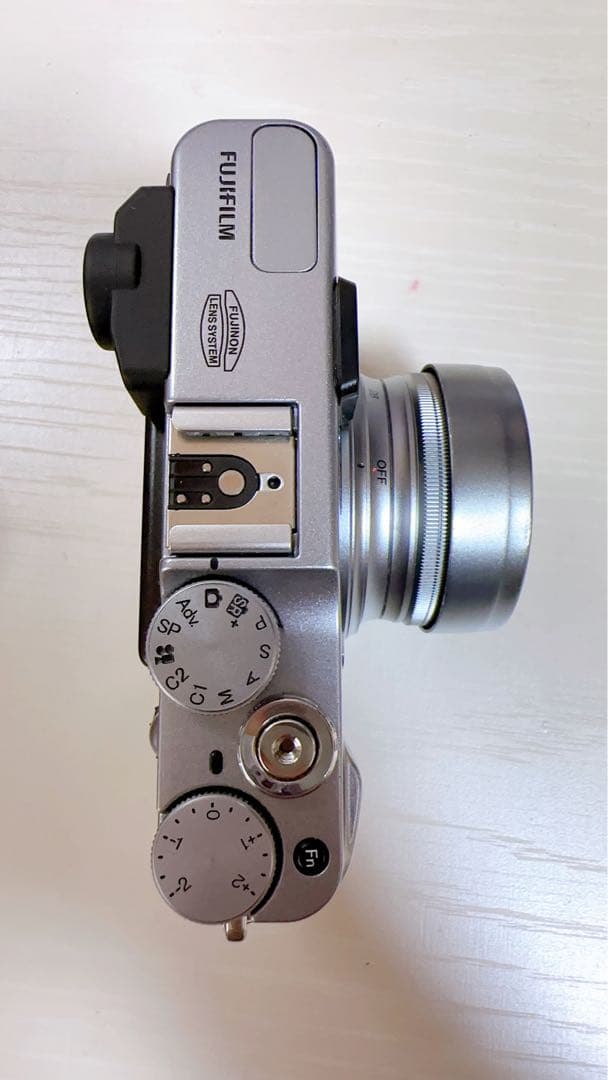 富士フイルム X20