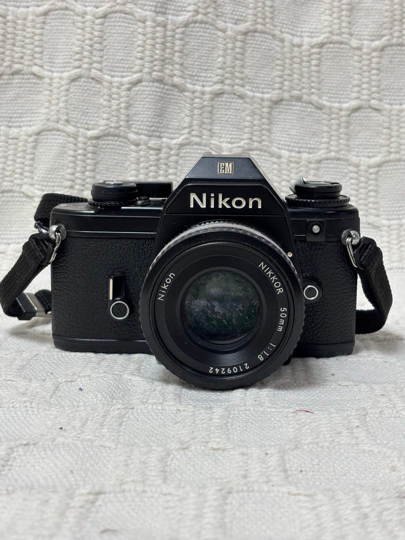 ✨お値打ち品✨Nikon EM フィルムカメラ レンズキット　現状品