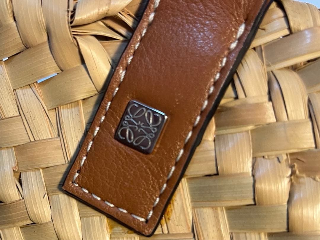 【Yuka Kaeです】　ロエベ　カゴバッグM お花チャーム付き