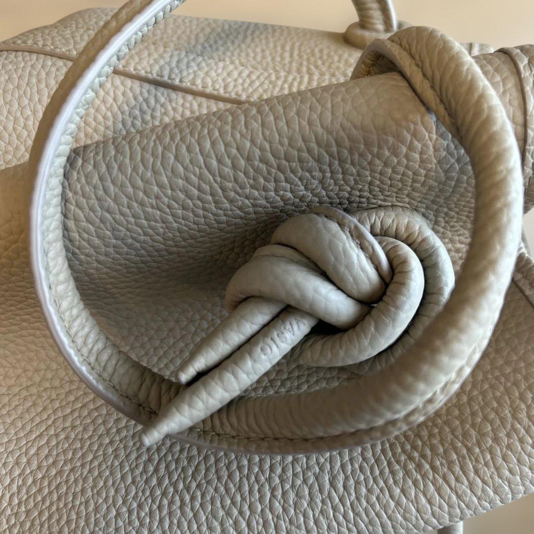 美品　vasic ボンドミニ　ベージュ