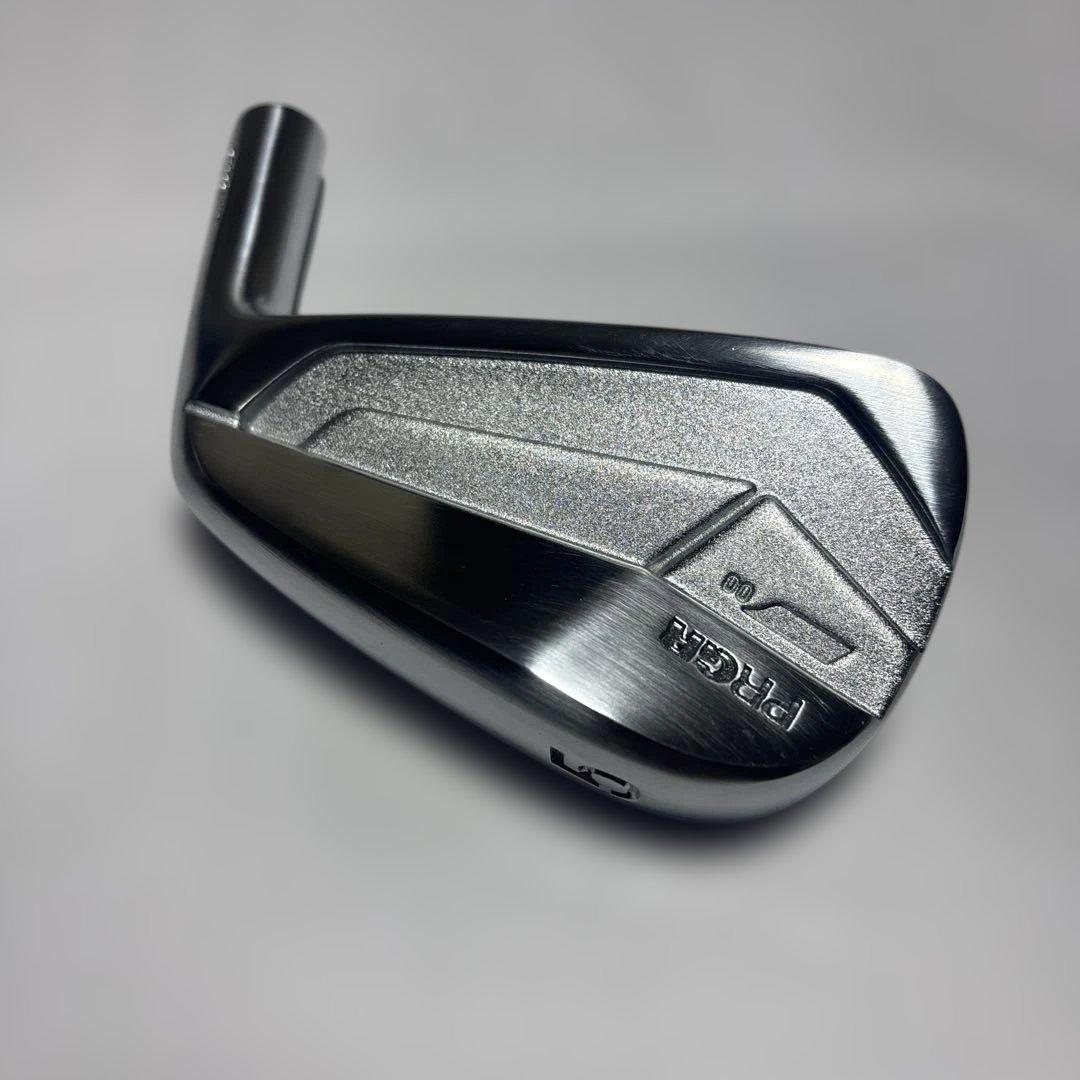 プロギア 00アイアン PRGR