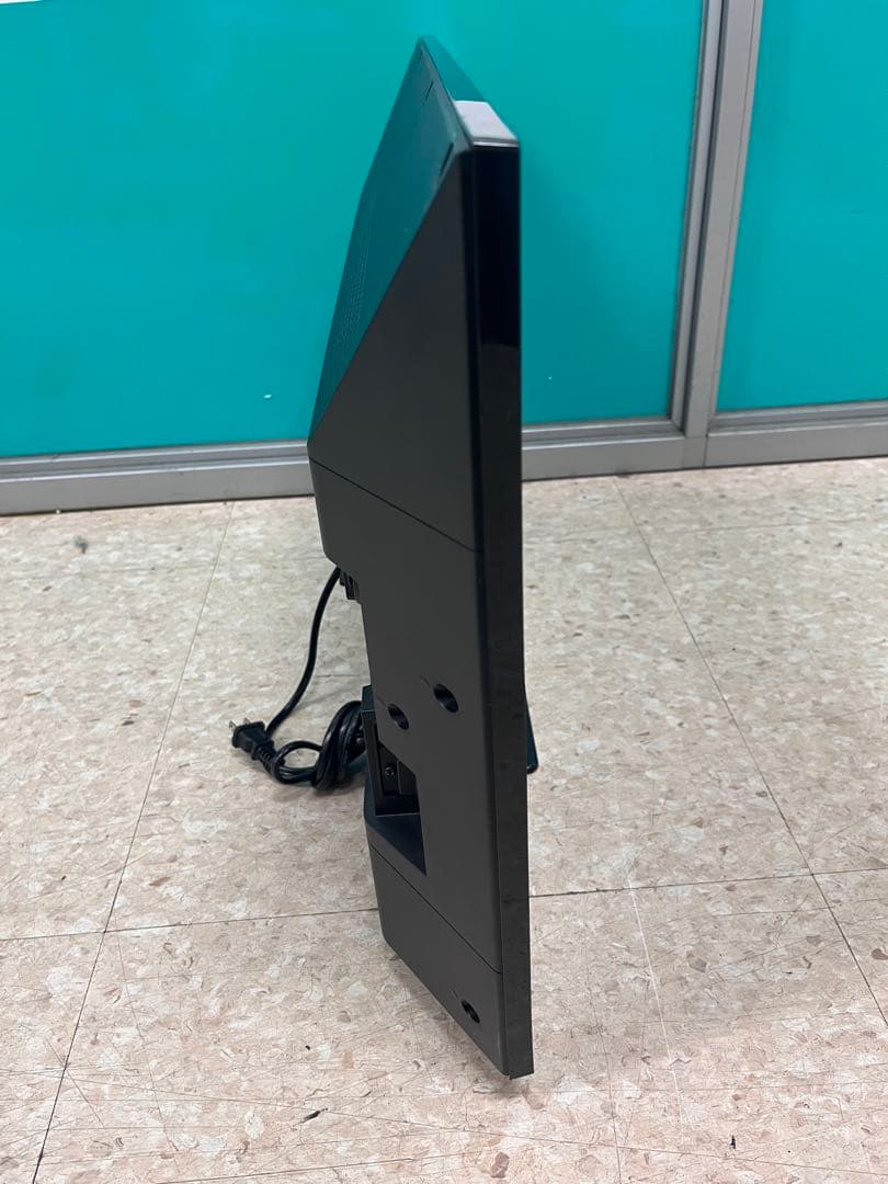 SHARP シャープ　液晶テレビ　2T C32DE 22年製　リモコン付き