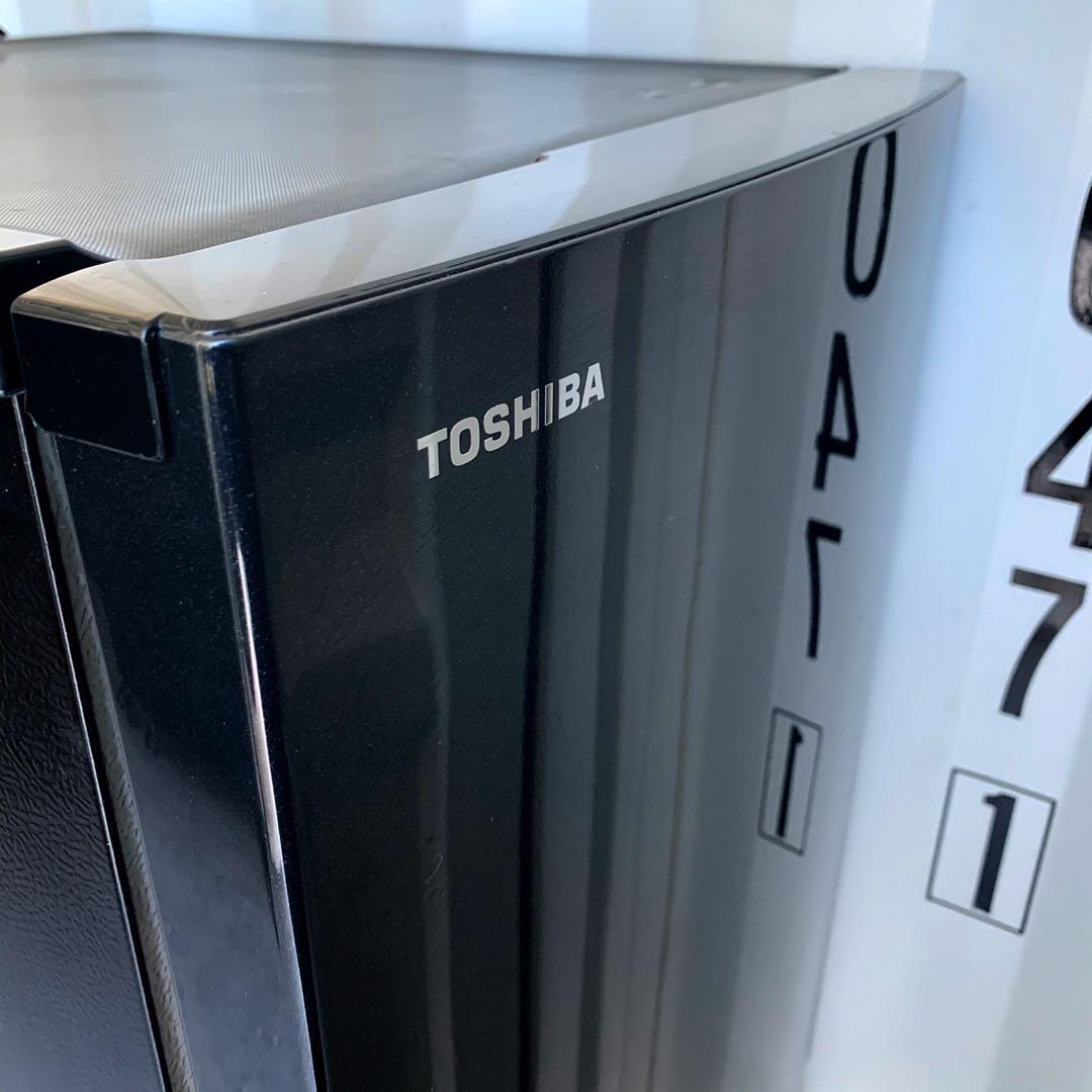 108取付無料！東芝スタイリッシュブラックおしゃれインテリア冷蔵庫！洗濯機
