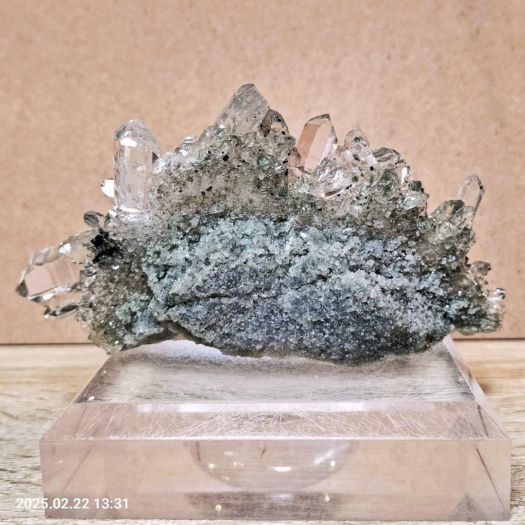 ちー ヒマラヤマニハール産水晶クラスター① ③