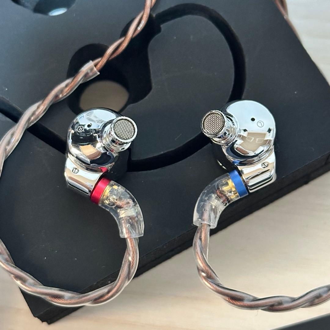 イヤホン FiiO FD15