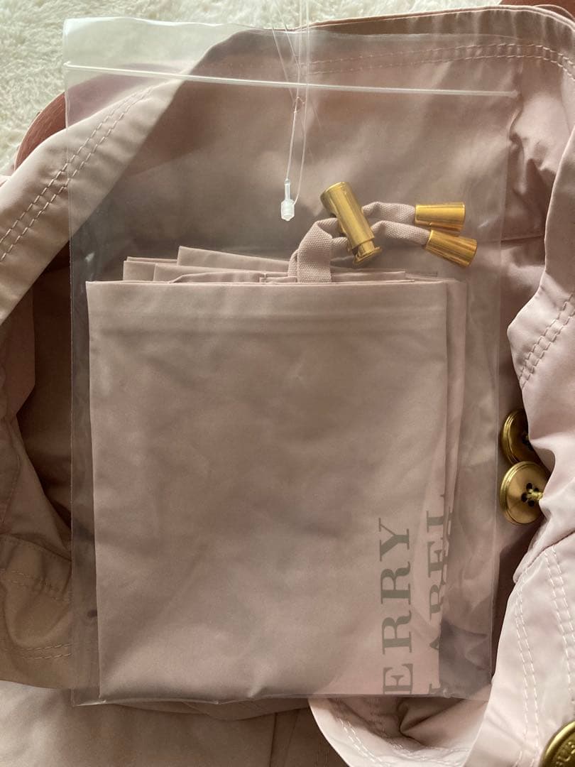 新品BURBERRY BLUE LABEL レインコート 38 ピンク