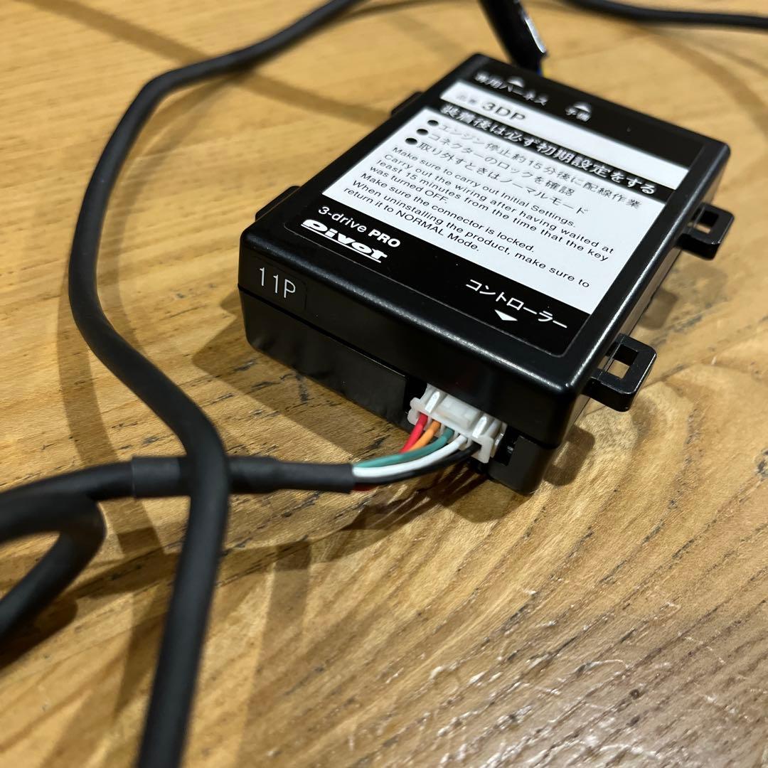 スズキ ジムニーpivot3driveProスロットルコントローラ&サブコン