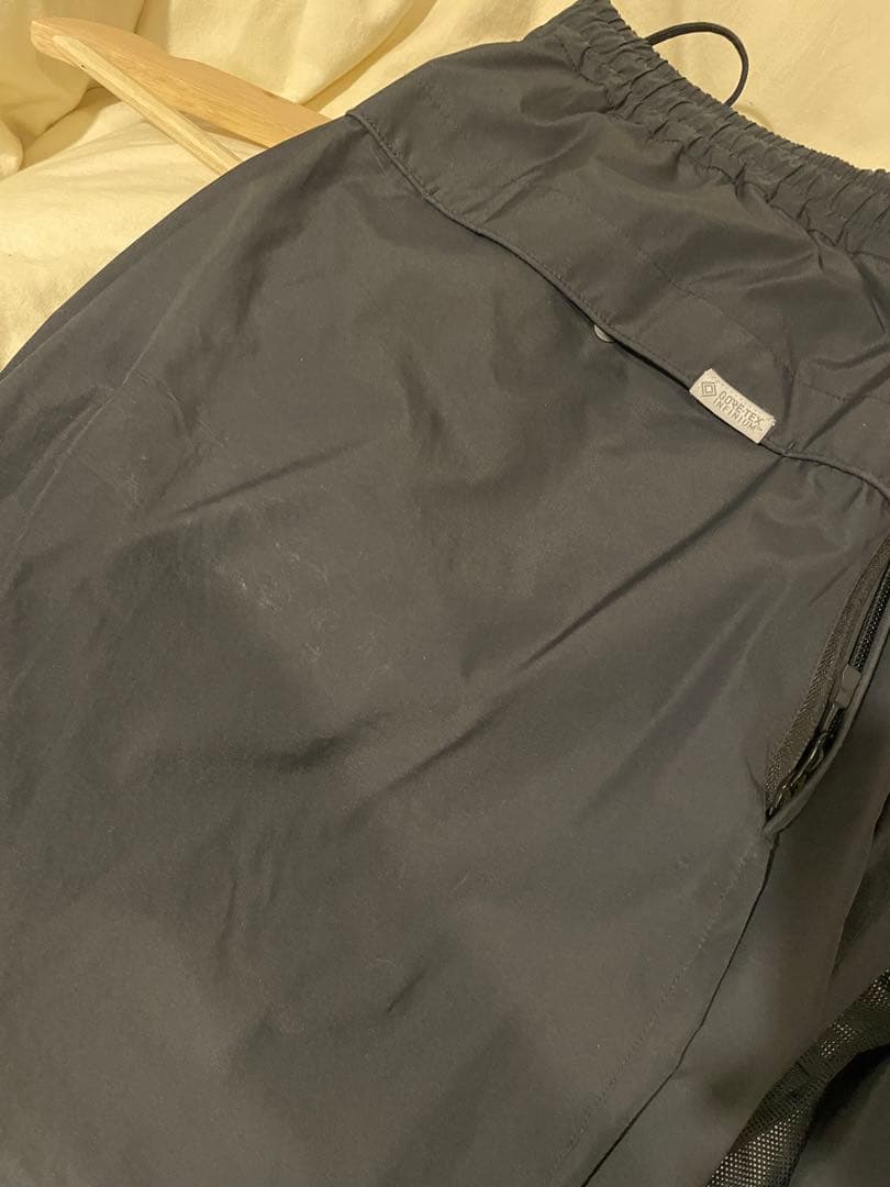 りゅうTECH WINDBREAKER GORE-TEXパンツのみ