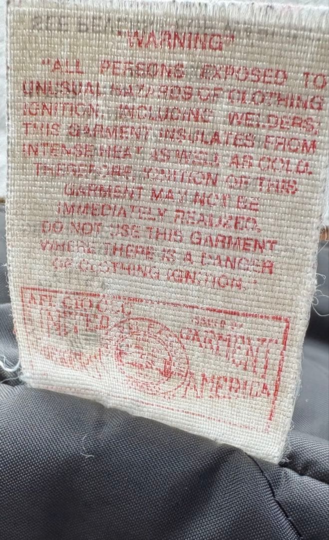 【80's 】【USA製】Carhartt カーハート ダック ベスト 腰ゴムM