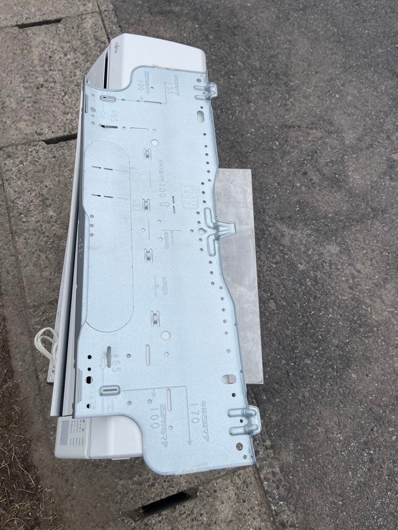 2018年製　富士通ゼネラル　ルームエアコン　AS-R22H-W