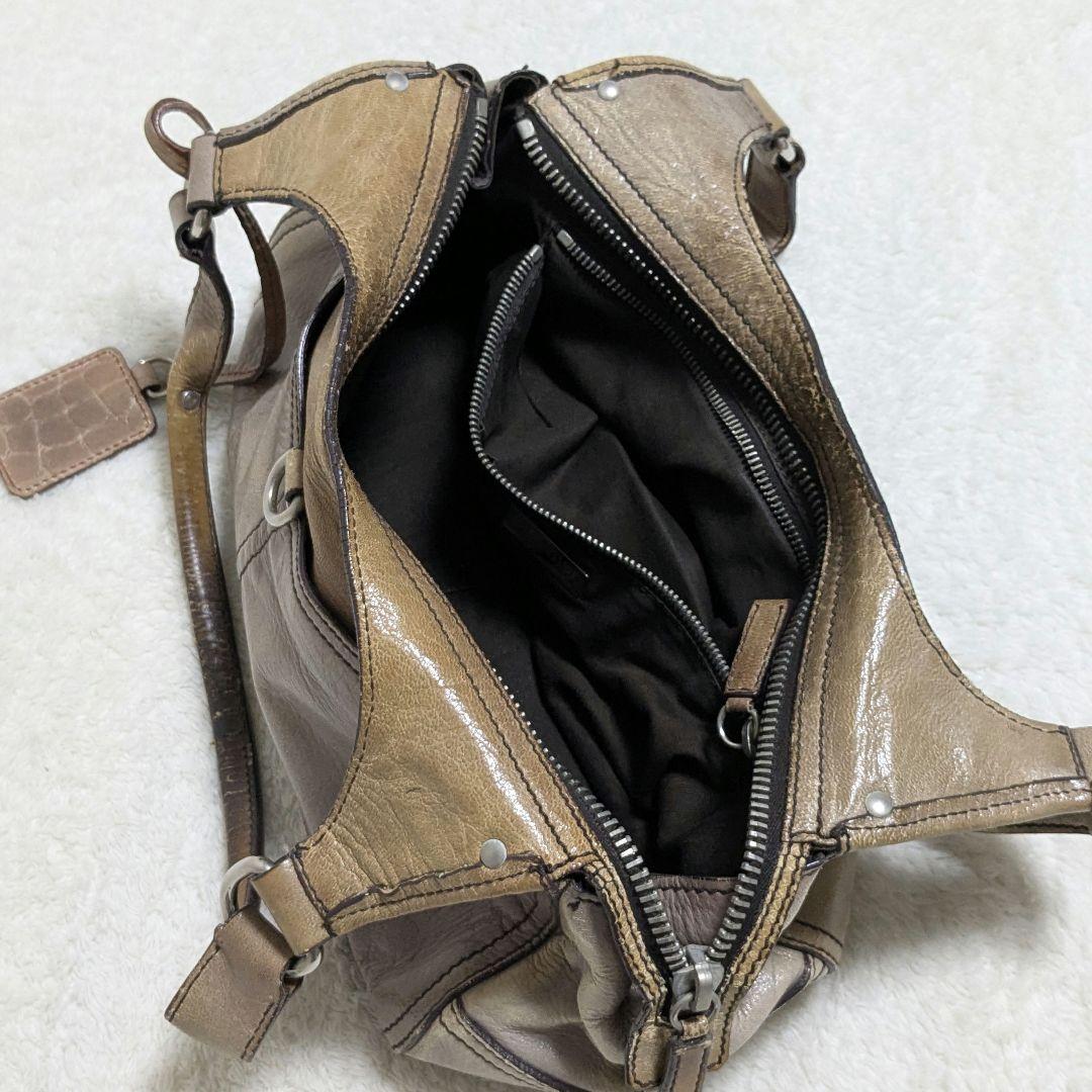 バッグ 00s Miu Miu archive Leather charm bag