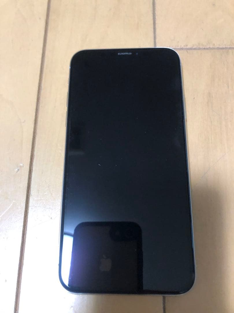 iPhone X 256G シルバー SIMフリー（コメント修正しました）