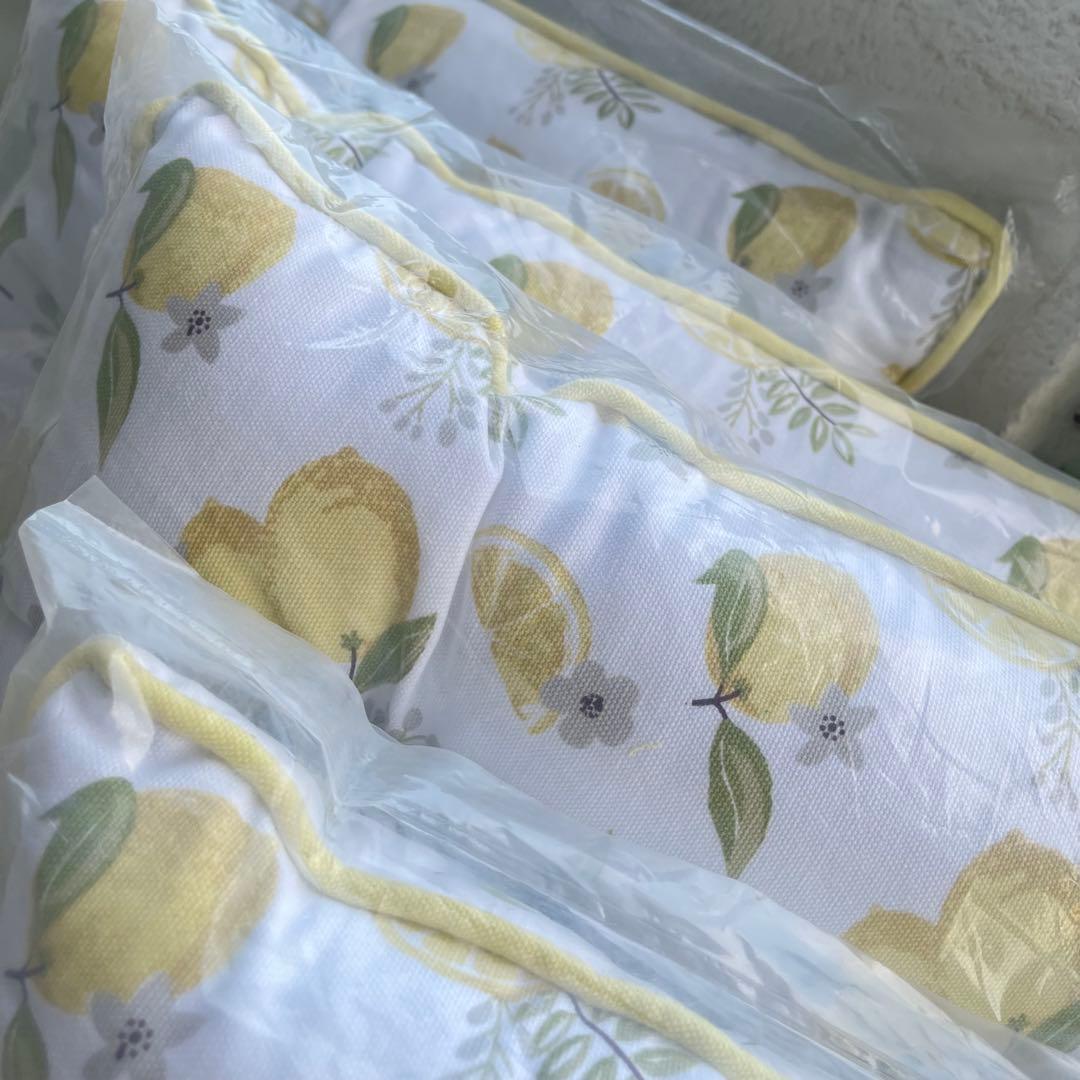 【4枚】ローラアシュレイシートパッド　オリーブ＆レモン　新品タグ付き