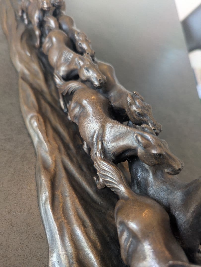 馬九行久 銅像 置物 ブロンズ製 競馬 記念品 縁起物 馬のオブジェ　午年