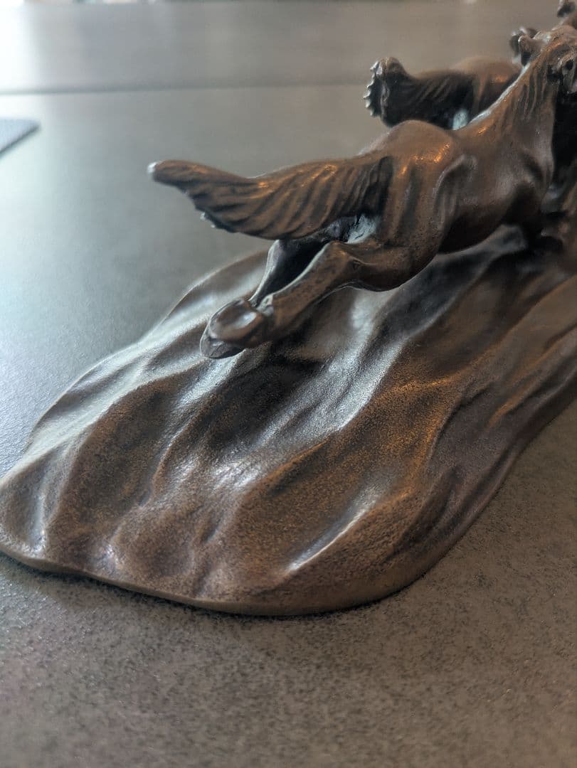 馬九行久 銅像 置物 ブロンズ製 競馬 記念品 縁起物 馬のオブジェ　午年