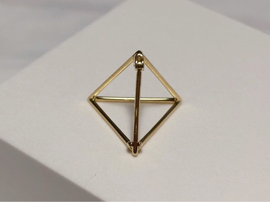 〈シハラ〉トライアングルピアス15