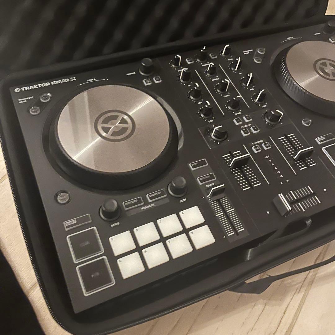 TRAKTOR KONTROL S2 MK3 ハードケース付き