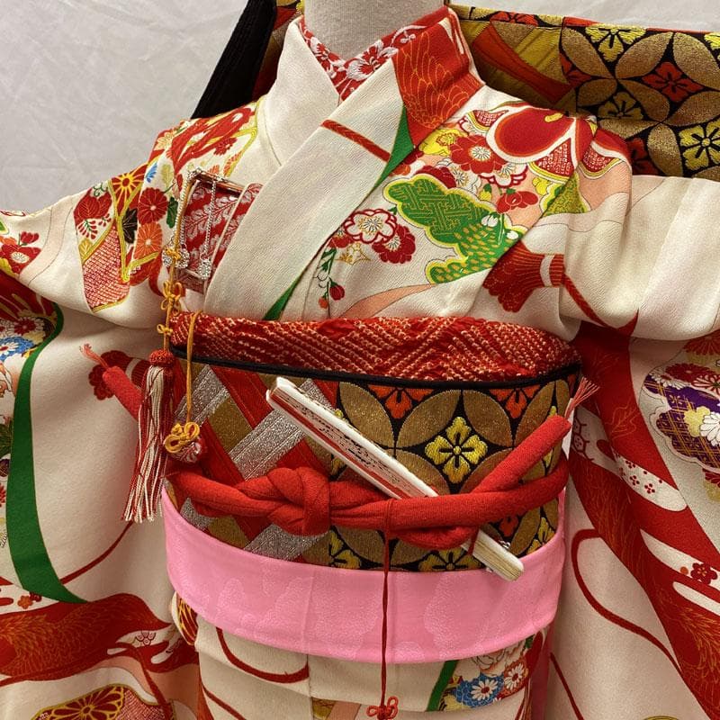 512ag39◎七五三 七歳 女児 アンティーク着物&袋帯 レトロ 総柄 白◎