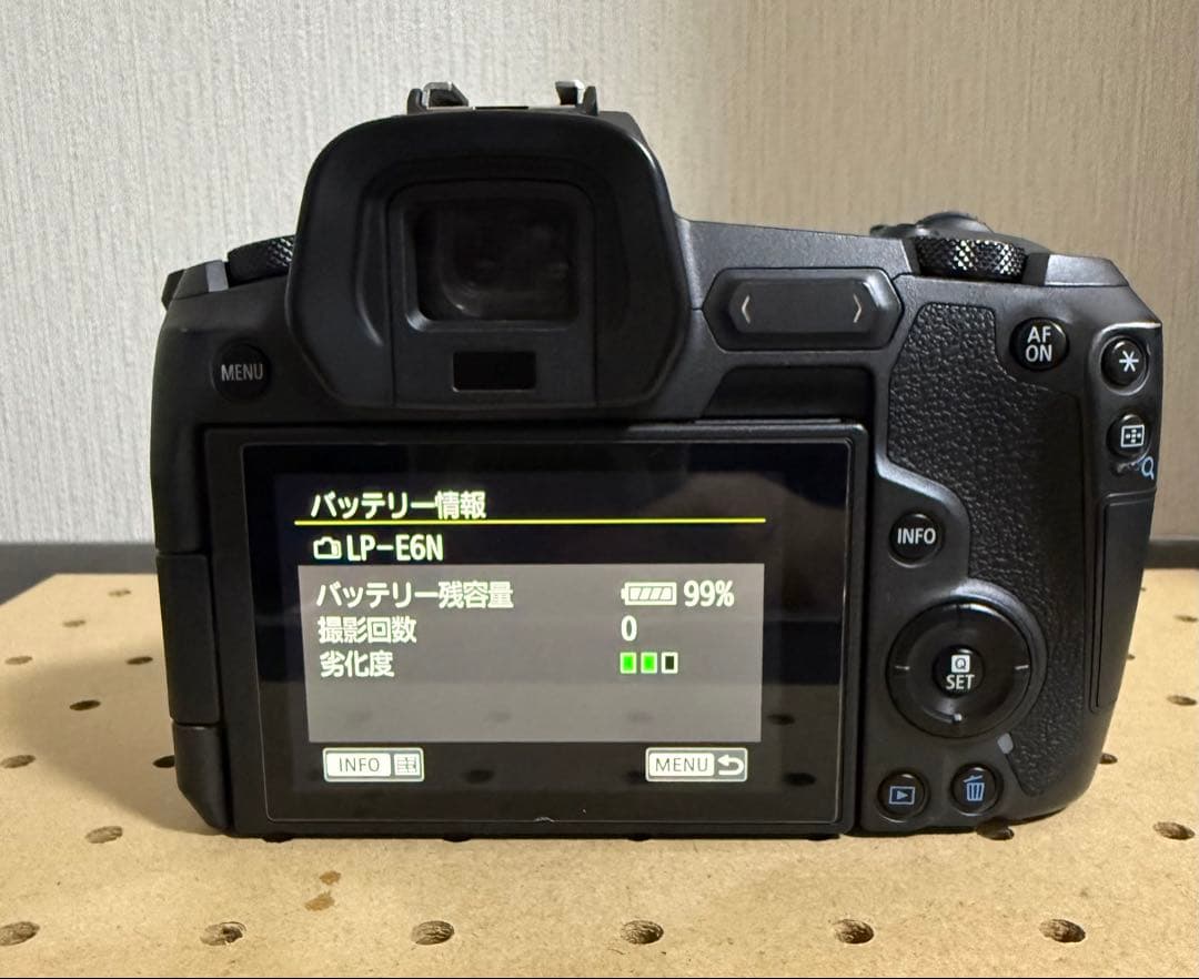 m*y様 Canon キャノン EOS R ミラーレス一眼カメラ