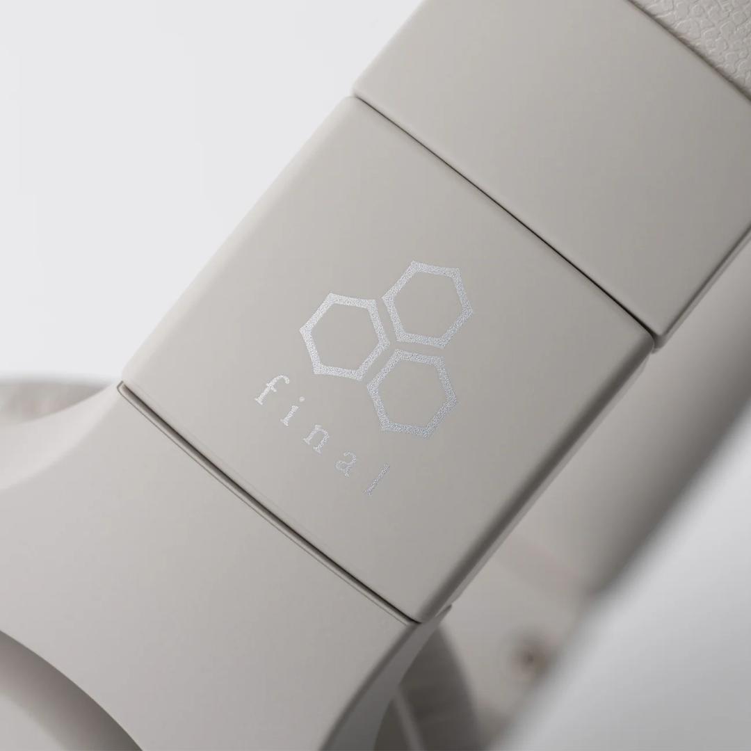 ヘッドホン .final UX2000