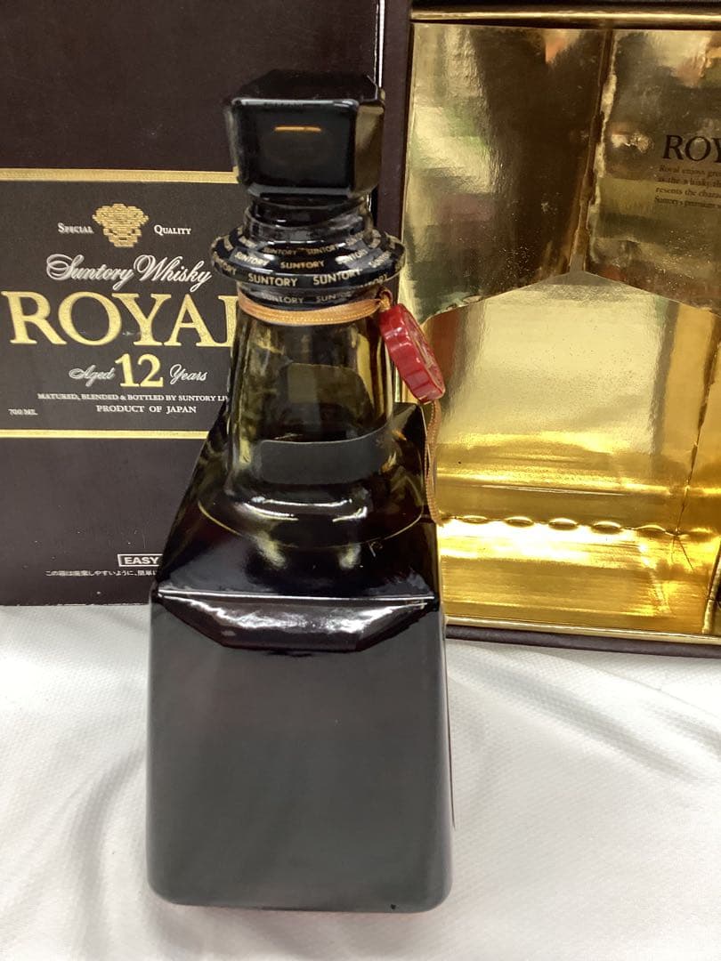 サントリー ロイヤル 12年 ウイスキー　　　　Tー16
