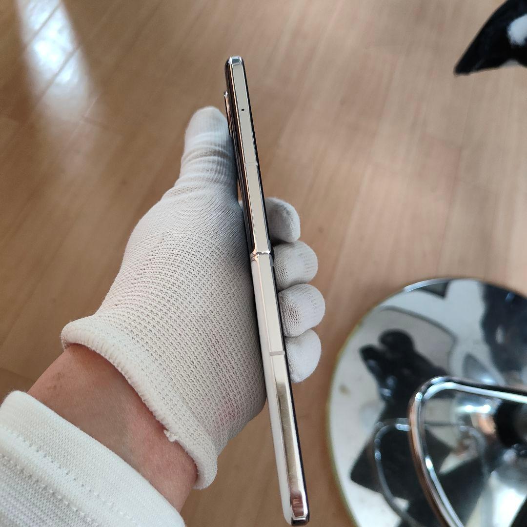 美品　HONOR Magic V Flip LRA-AN00　SIMフリー